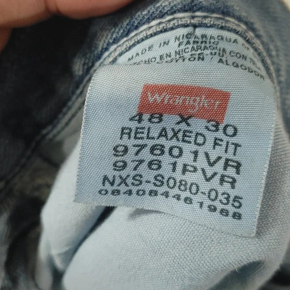 Wrangler jeans size 48x30 - Picture 4 of 4
